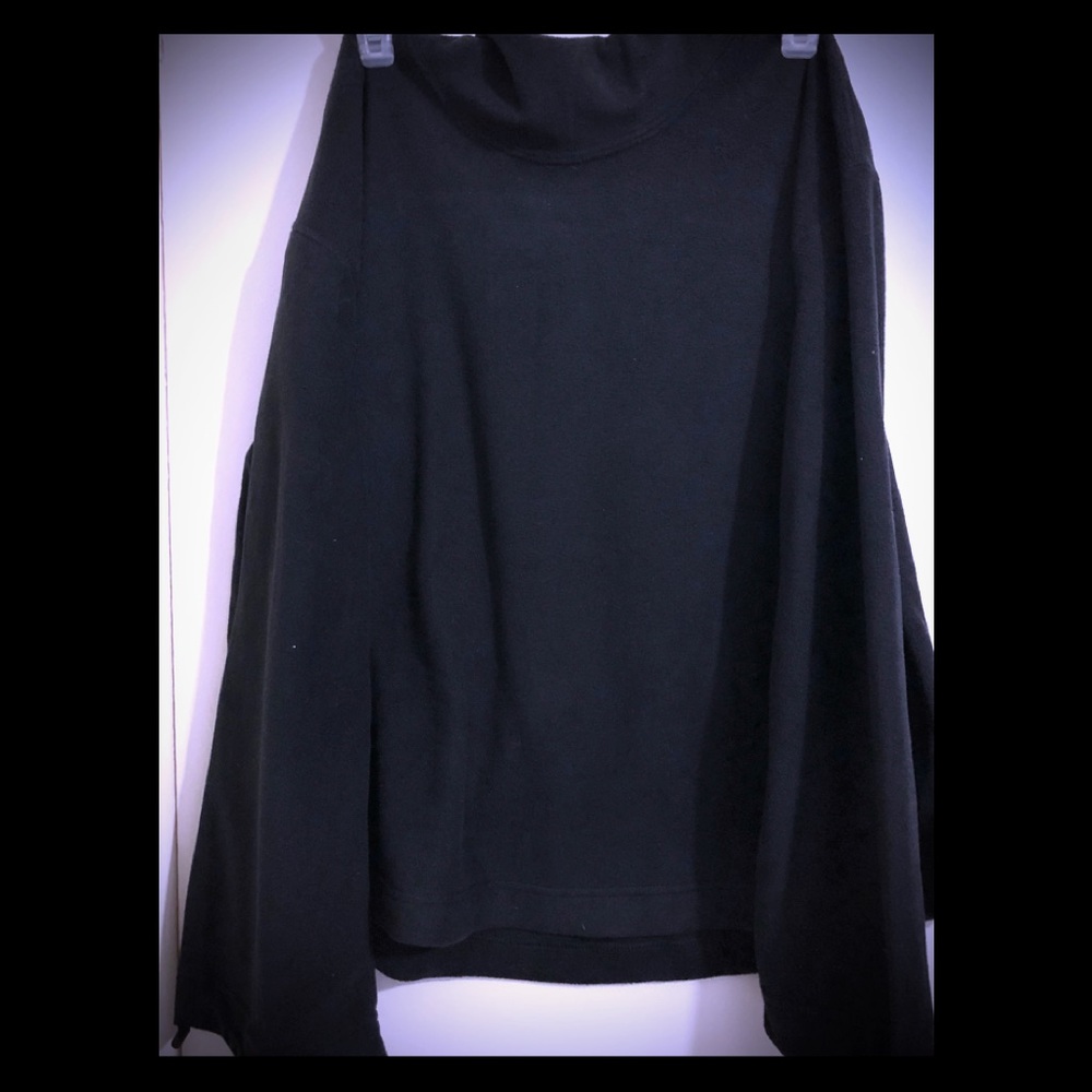 Pull Over Hoodie